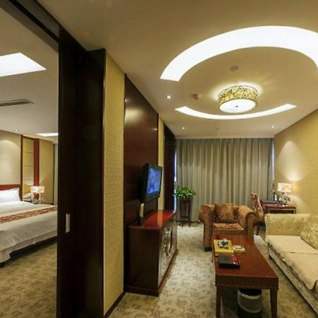 Dongfang Hotel Weifang Extérieur photo